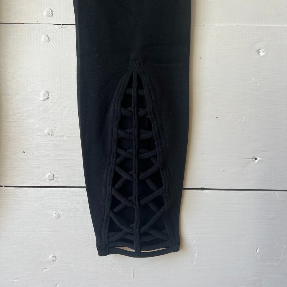 Black Athleta Tights size XS in EUC